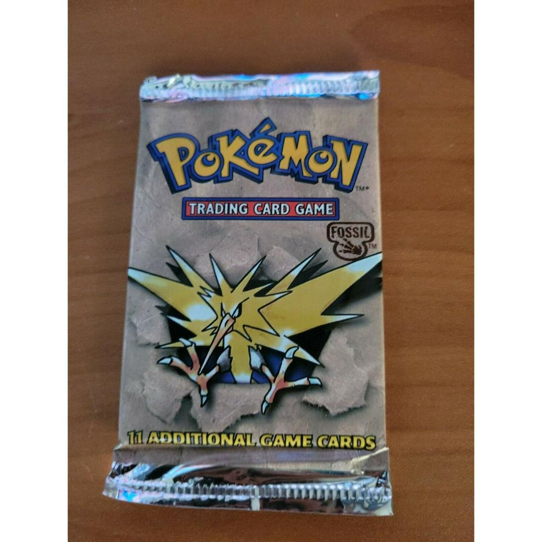 Pokemon Fossil Booster Pack 1999 sealed (1 of 1)