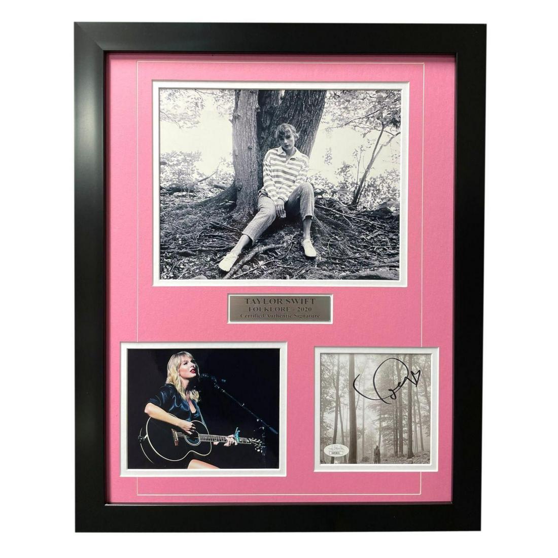 TAYLOR SWIFT SIGNED FOLKLORE CD COVER FRAMED ALBUM JSA COA (1 of 1)