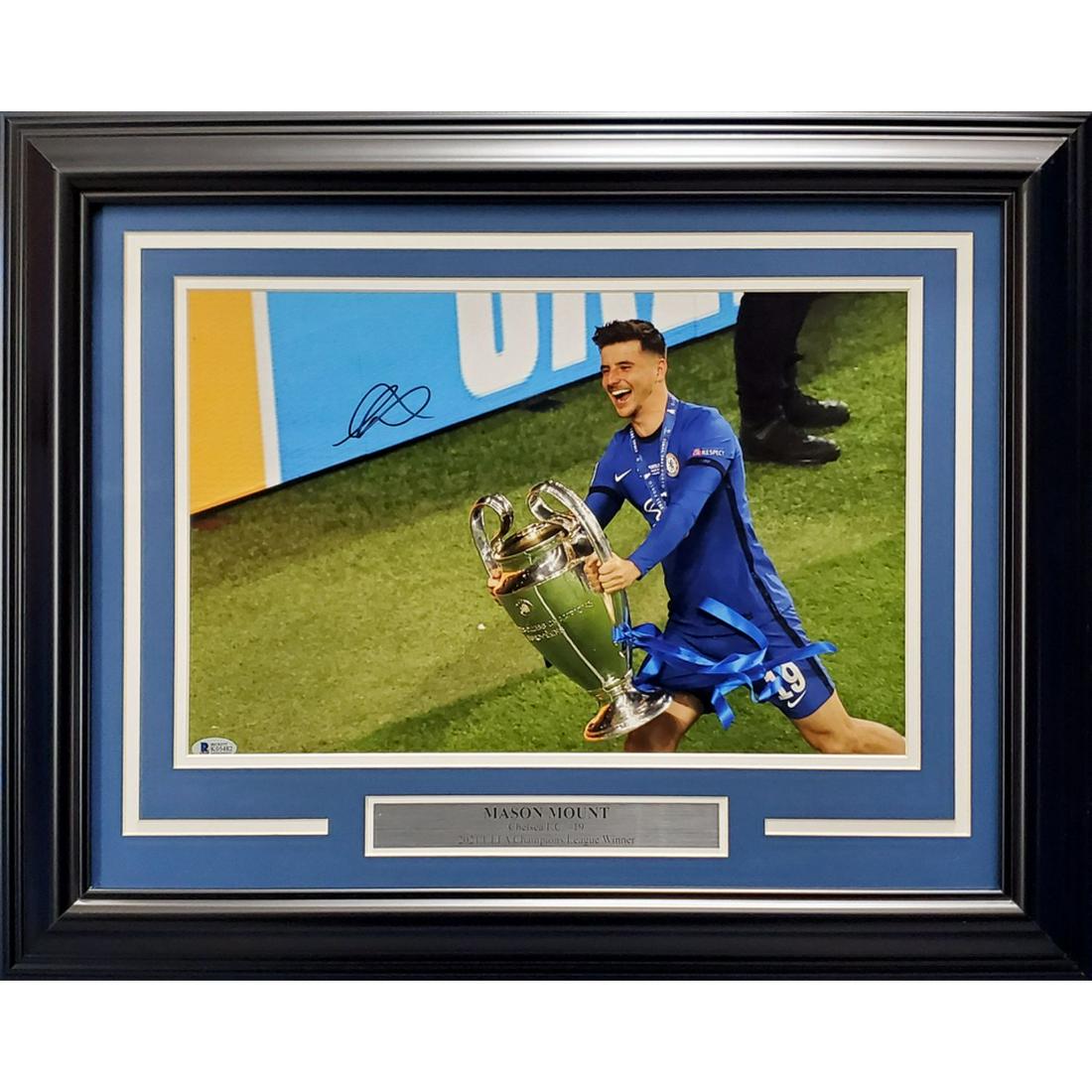 Mason Mount Autographed Framed 11x14 Photo Chelsea F.C. Beckett BAS: Mason Mount Autographed Framed 11x14 Photo Chelsea F.C. Beckett BAS