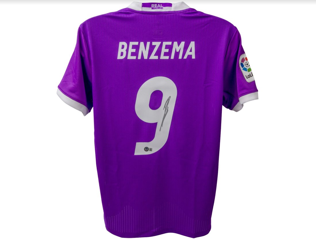 Karim Benzema Signed Real Madrid Away 2016-2017 Jersey Beckett Certification: Karim Benzema Signed Real Madrid Away 2016-2017 Jersey Beckett Certification