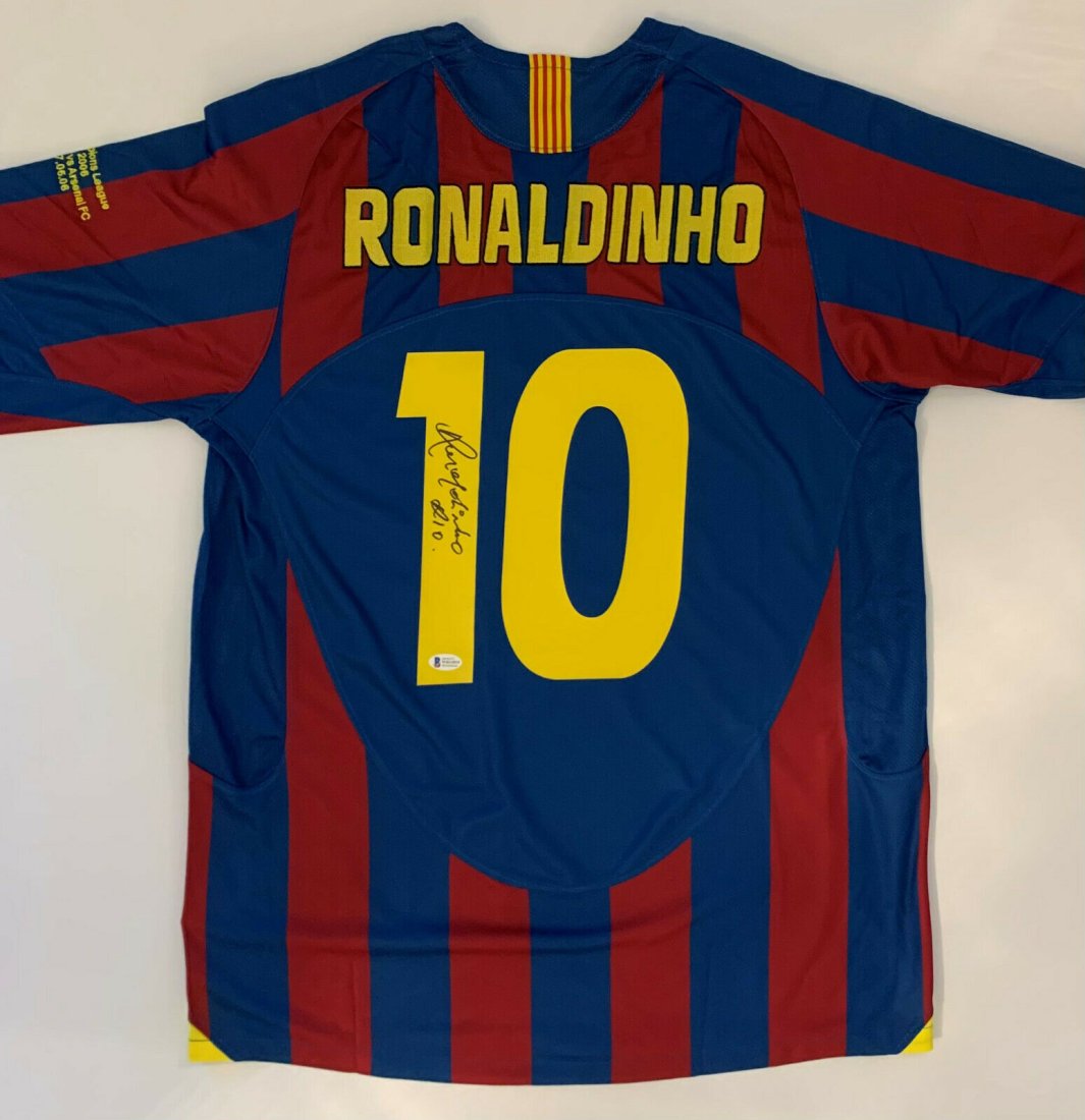 Barcelona Ronaldinho Signed Soccer Jersey Autographed BAS Beckett COA (1 of 2)