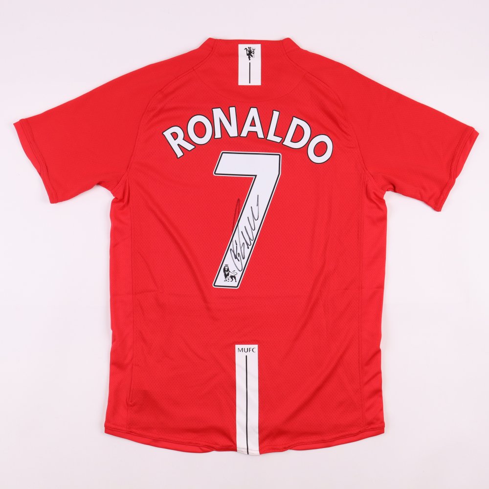 Cristiano Ronaldo Signed Manchester United Jersey (Beckett COA): Cristiano Ronaldo Signed Manchester United Jersey (Beckett COA)