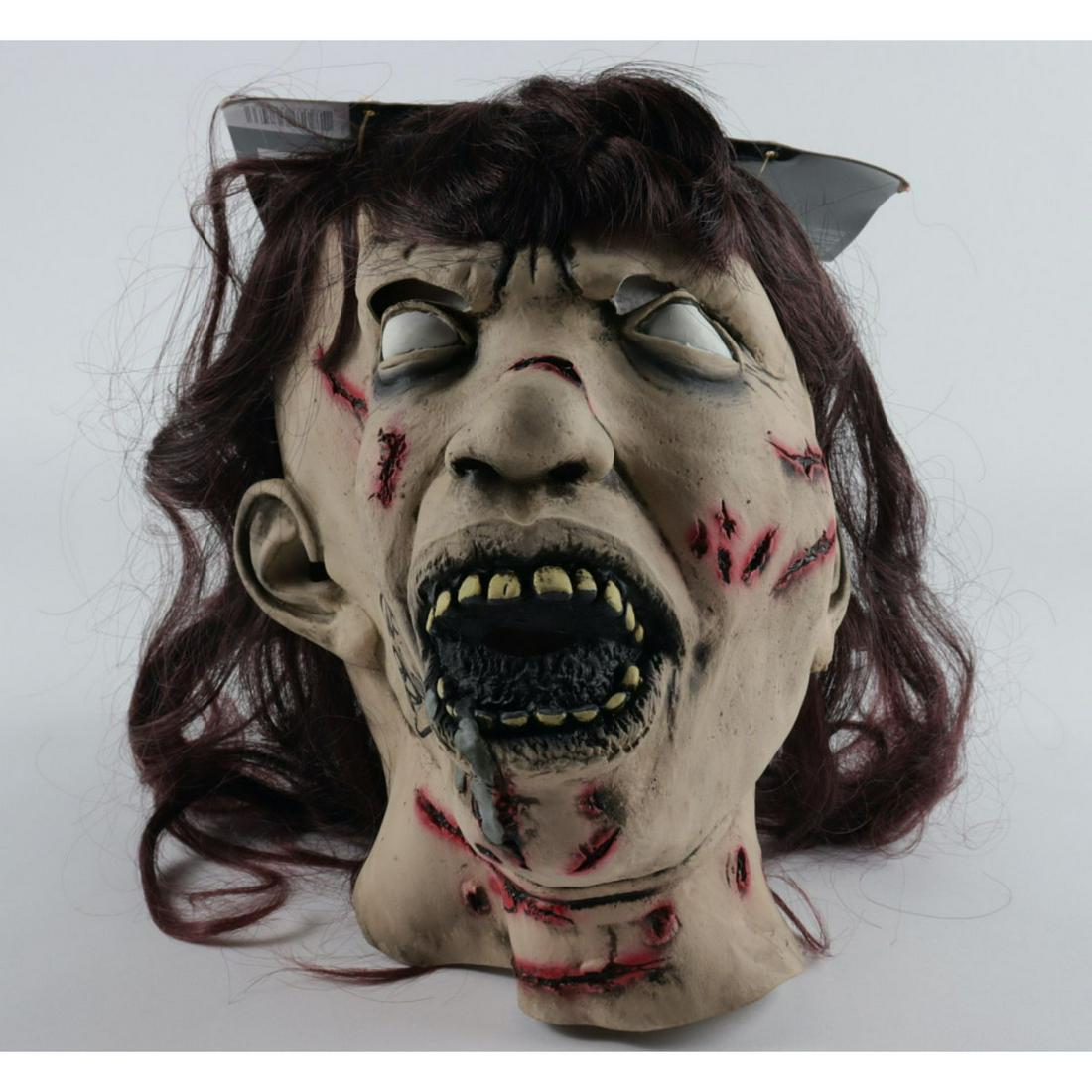 Linda Blair Signed "The Exorcist" Full Script (Legends COA) (1 of 1)