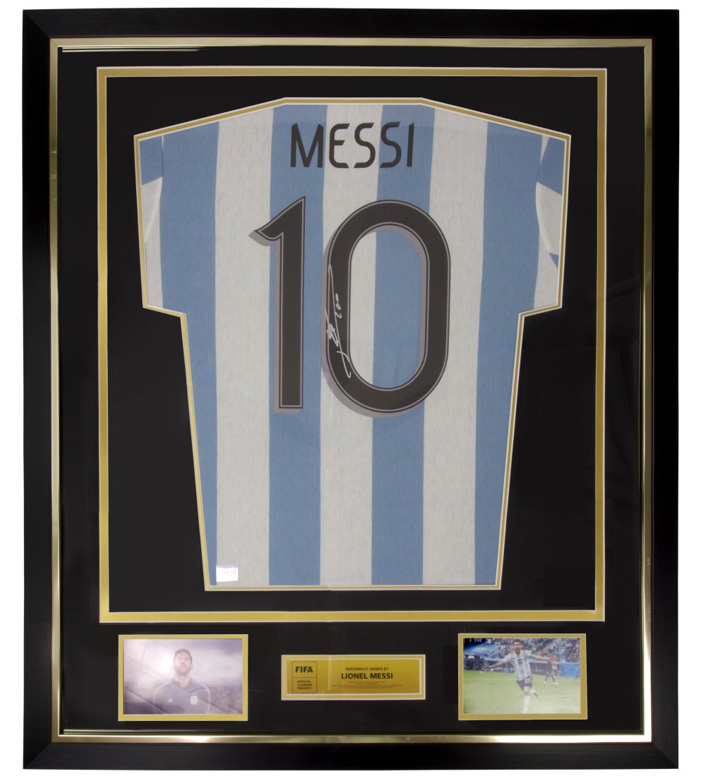 Lionel Messi Signed Framed Argentina Jersey Display (ICONS COA) (1 of 2)