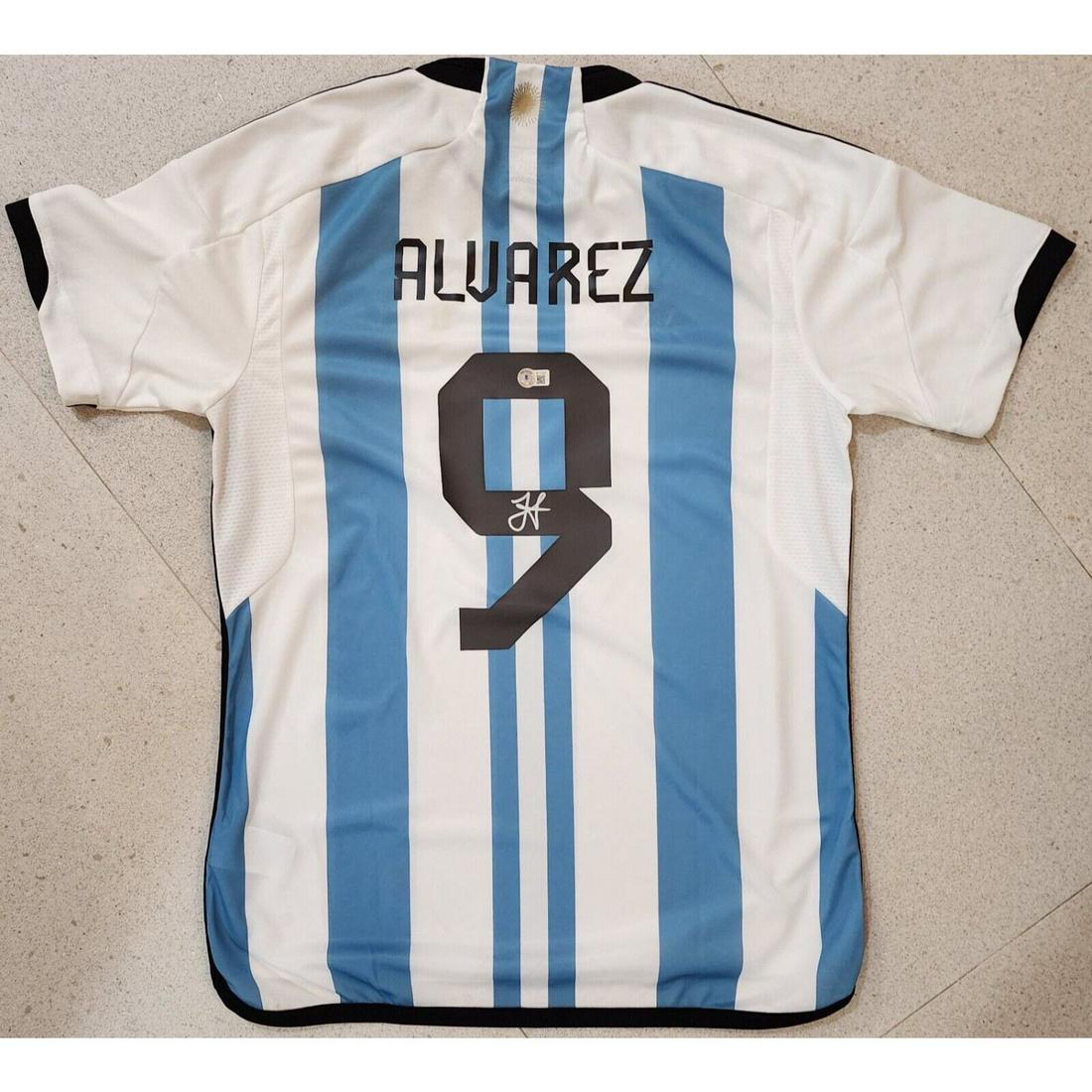 Julian Alvarez Signed Argentina Jersey (Beckett COA) (1 of 2)