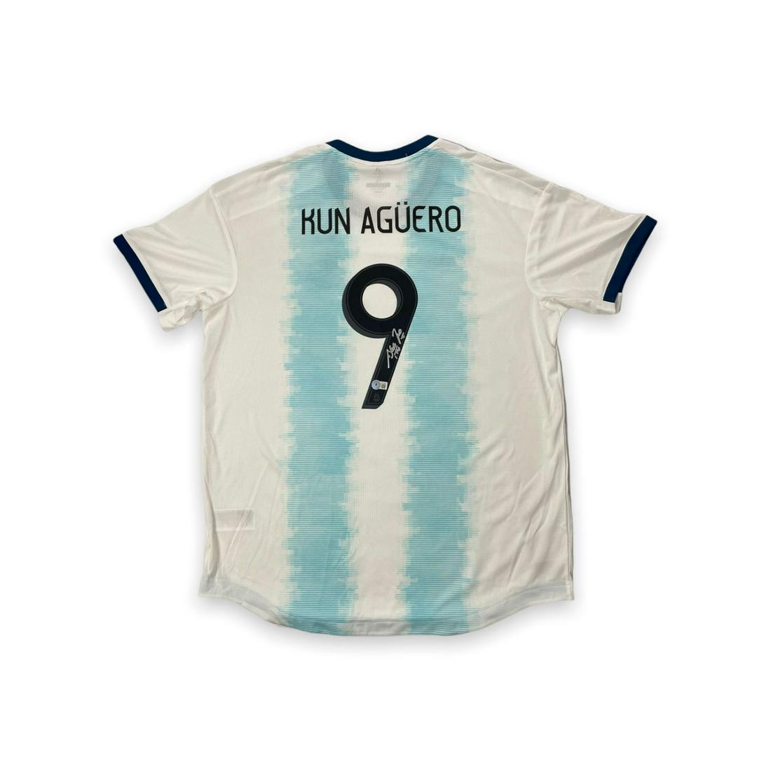 Sergio Aguero Signed Argentina Jersey (Beckett COA): Sergio Aguero Signed Argentina Jersey (Beckett COA)