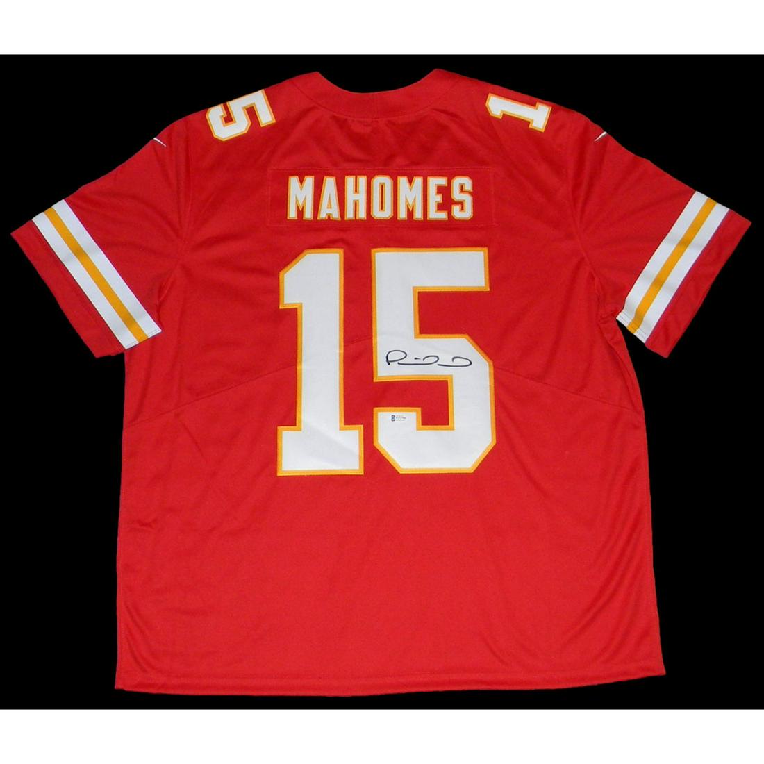Patrick Mahomes Signed Kansas City Cheifs Red NIKE Limited Jersey BECKETT COA (1 of 2)