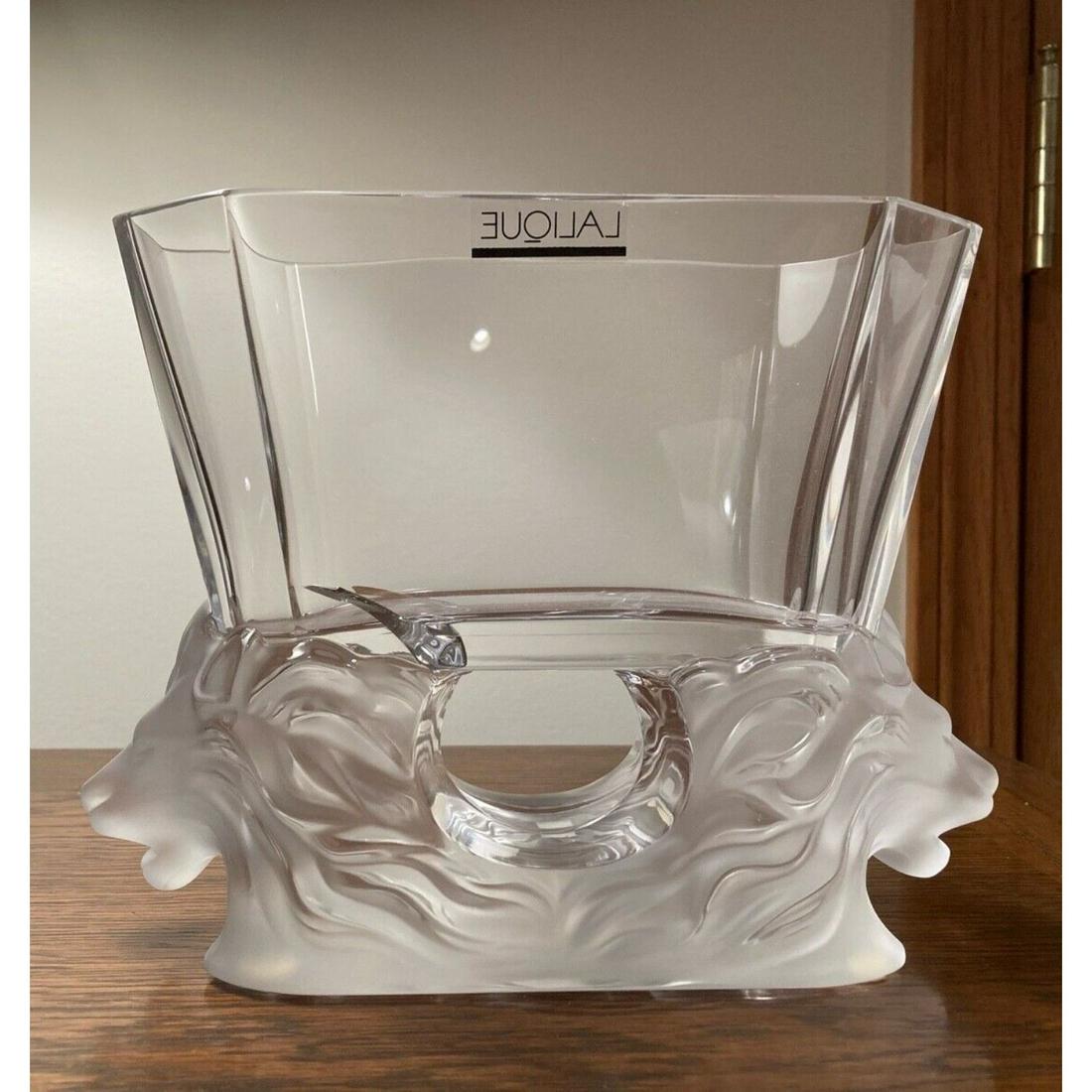 Lalique Crystal VENISE bowl / vase, Frosted Double Lion Heads Base (6.25"x8.5"x3.75") (1 of 2)