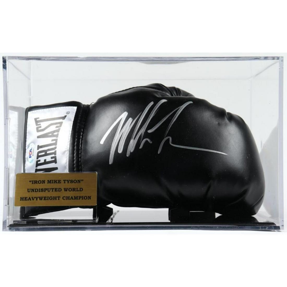Mike Tyson Signed Everlast Boxing Glove With Display: Mike Tyson Signed Everlast Boxing Glove With Display JSA COA