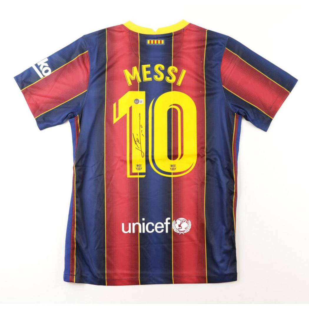 Lionel Messi Signed Barcelona Jersey (beckett)