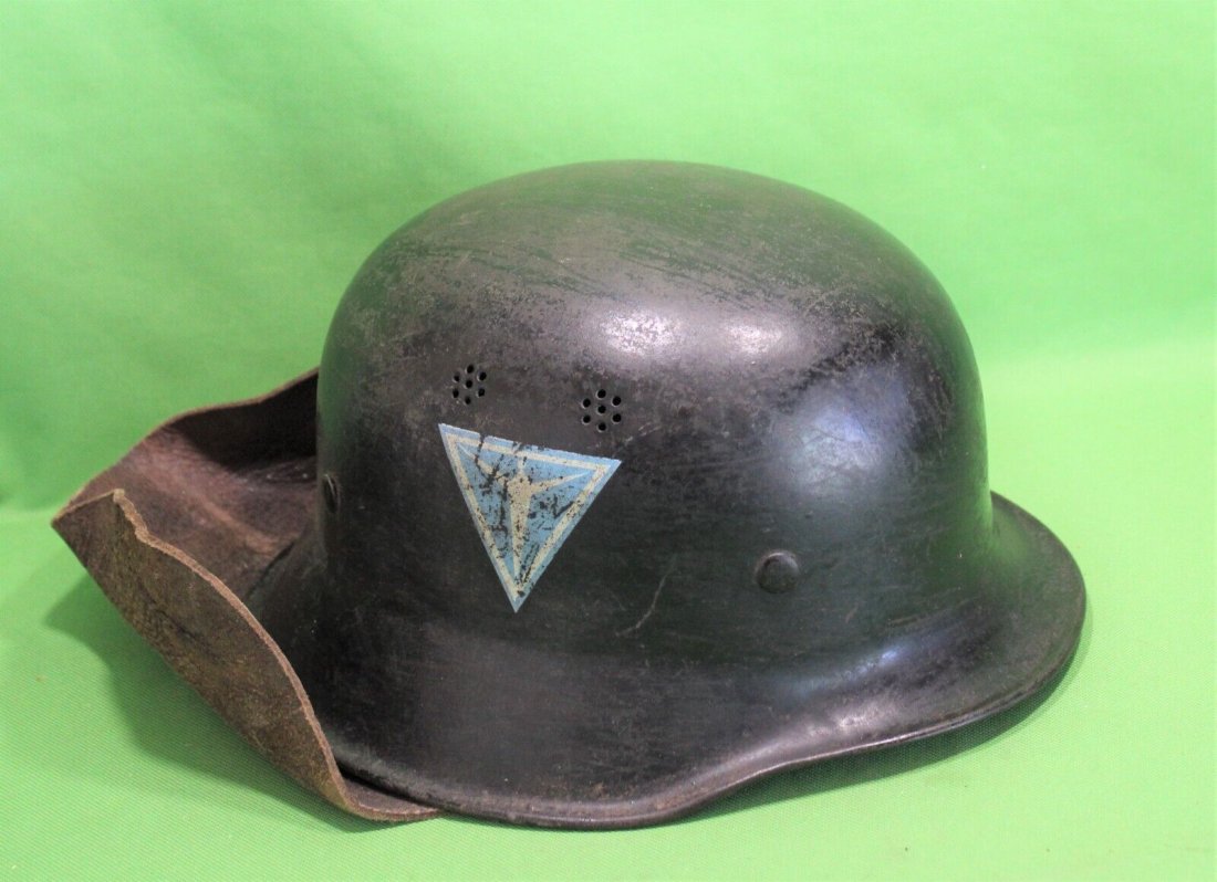 Original German WW2 Military Helmet (1 of 7)