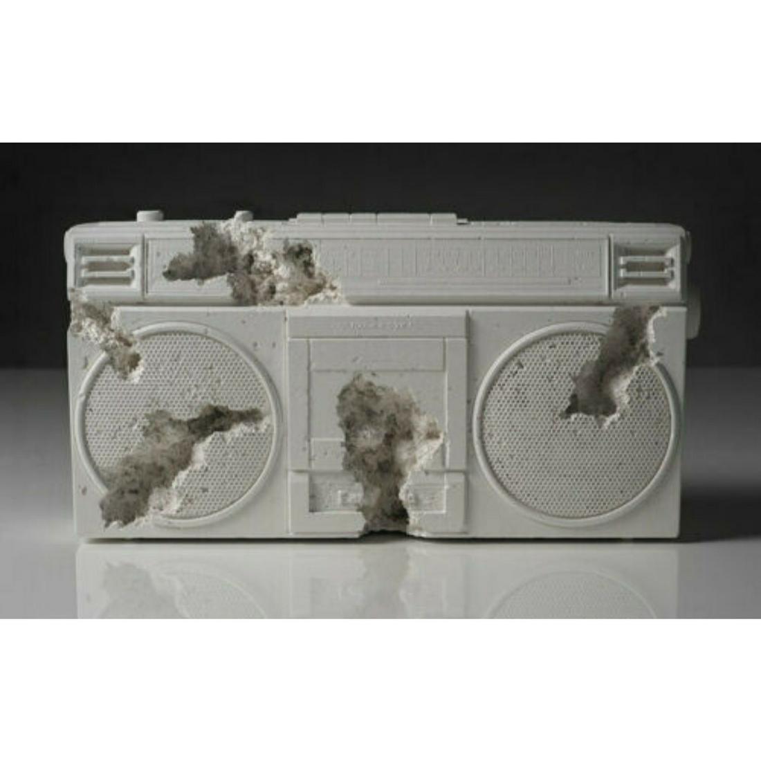 Daniel Arsham Future Relic radio: Daniel Arsham Future Relic radio