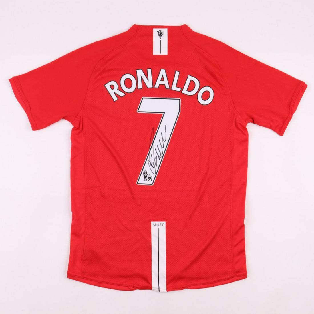 Cristiano Ronaldo Signed Manchester United Jersey (Beckett): Cristiano Ronaldo Signed Manchester United Jersey (Beckett)