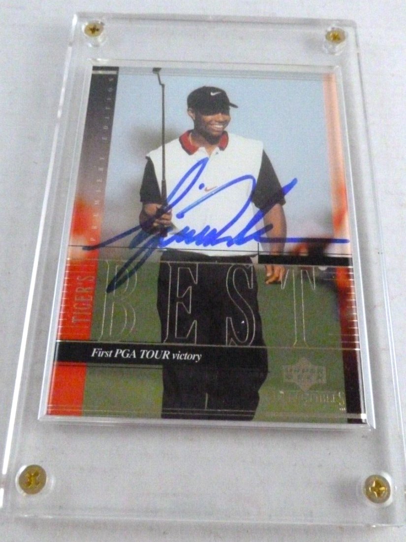 2001 Upper Deck Tiger Woods Card #TWC9 Autographed Signed Auto Signature (1 of 1)