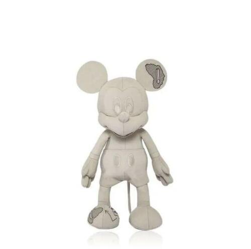 Daniel Arsham x APPortfolio Mickey Mouse Â®gular Plush Limited only 3000 47cm: Daniel Arsham x APPortfolio Mickey Mouse Â®gular Plush Limited only 3000 47cm