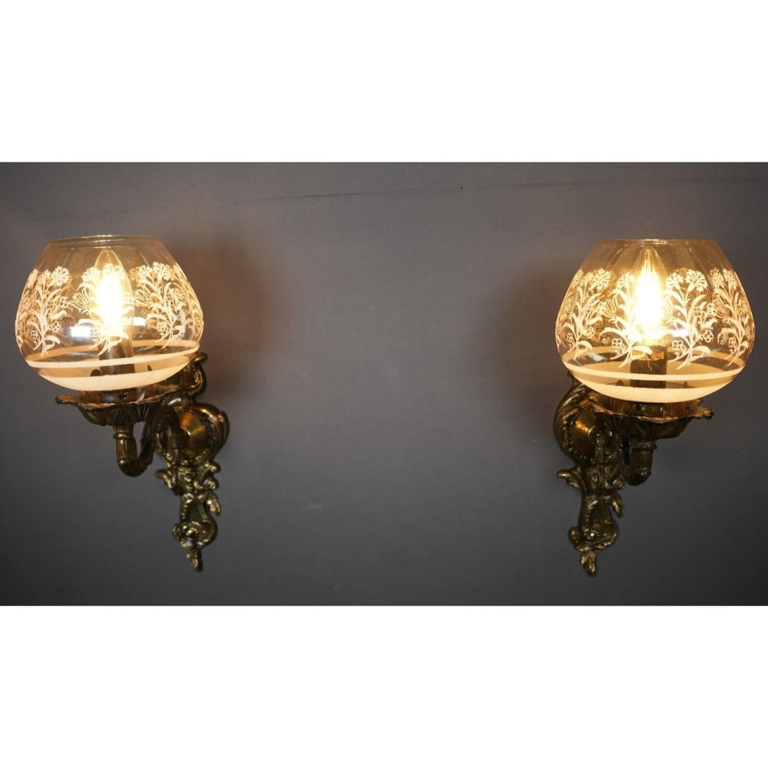 Rare VINTAGE VICTORIAN ORNATE WALL Crystal Shades Wired Pair of SCONCES applique (1 of 1)