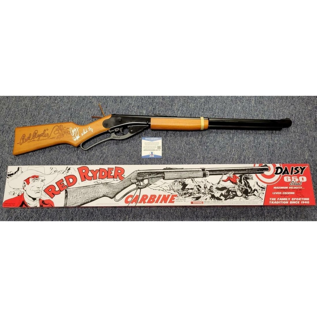 Peter Billingsley RALPHIE A Christmas Story signed Red Ryder prop BB Gun BAS COA: Peter Billingsley RALPHIE A Christmas Story signed Red Ryder prop BB Gun BAS COA