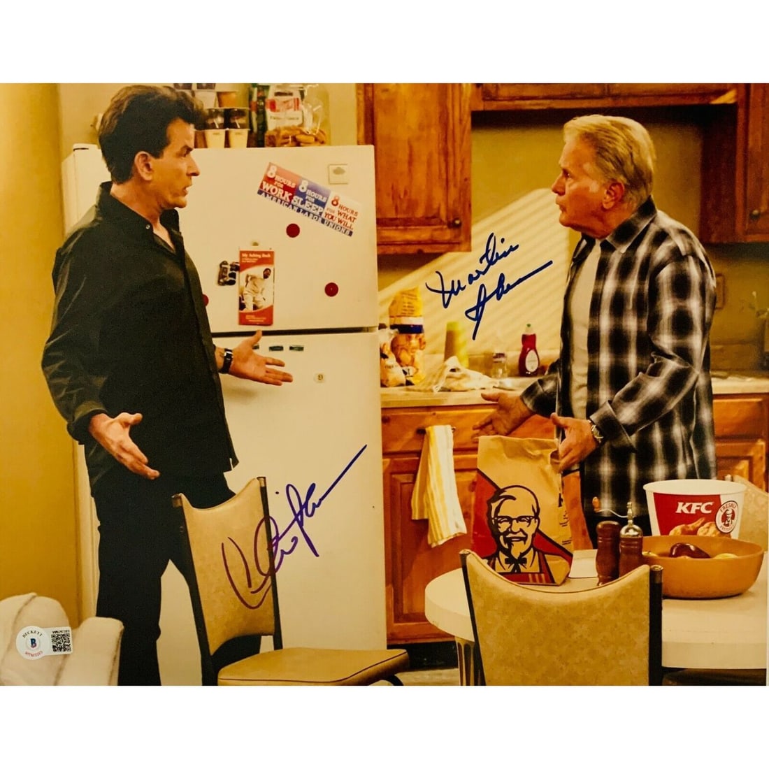 Charlie & Martin Sheen Dual Signed 11x14 "Two and A Half Men" Photo (Beckett COA): Charlie & Martin Sheen Dual Signed 11x14 "Two and A Half Men" Photo (Beckett COA)