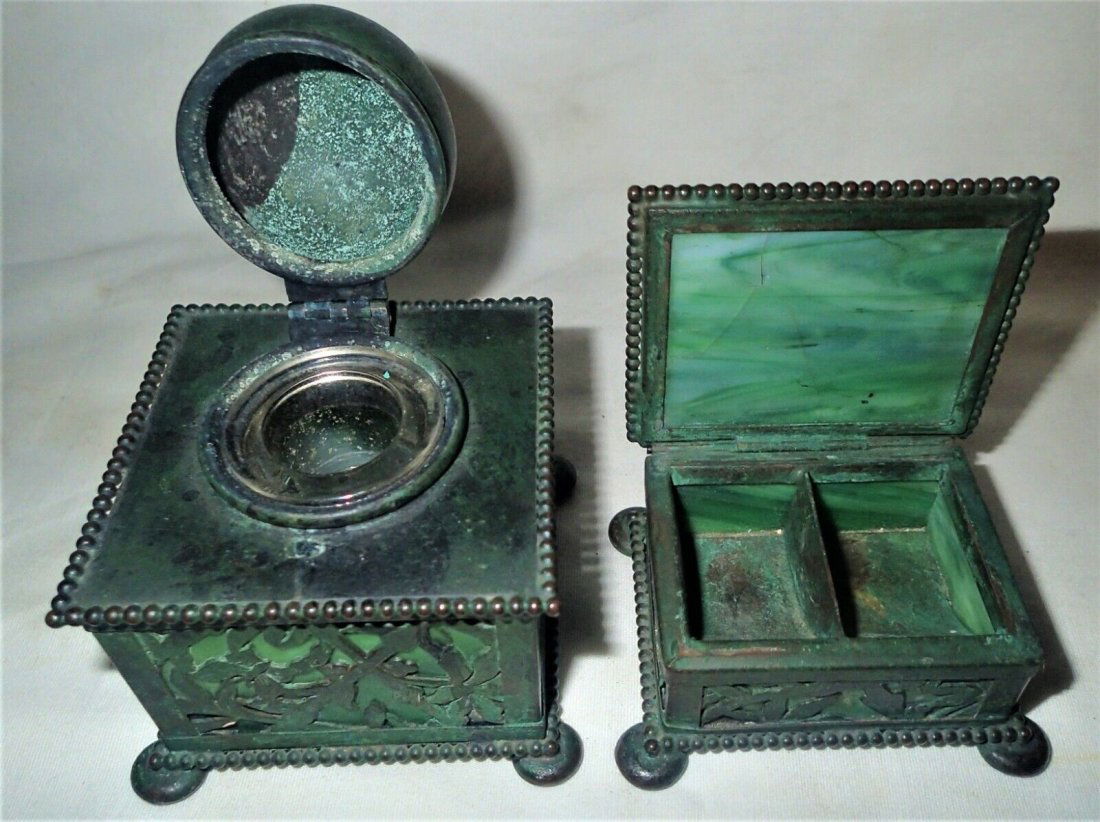 ANTIQUE APOLLO STUDIOS L.C.T. TIFFANY STUDIOS ERA BRONZE GLASS STAMP BOX INKWELL: ANTIQUE APOLLO STUDIOS L.C.T. TIFFANY STUDIOS ERA BRONZE GLASS STAMP BOX INKWELL