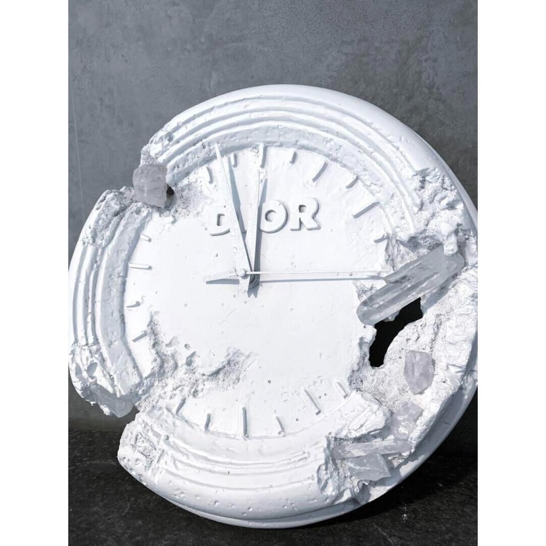 DIOR X DANIEL ARSHAM FUTURE RELIC Limited Edition Eroded Clock: DIOR X DANIEL ARSHAM FUTURE RELIC Limited Edition Eroded Clock