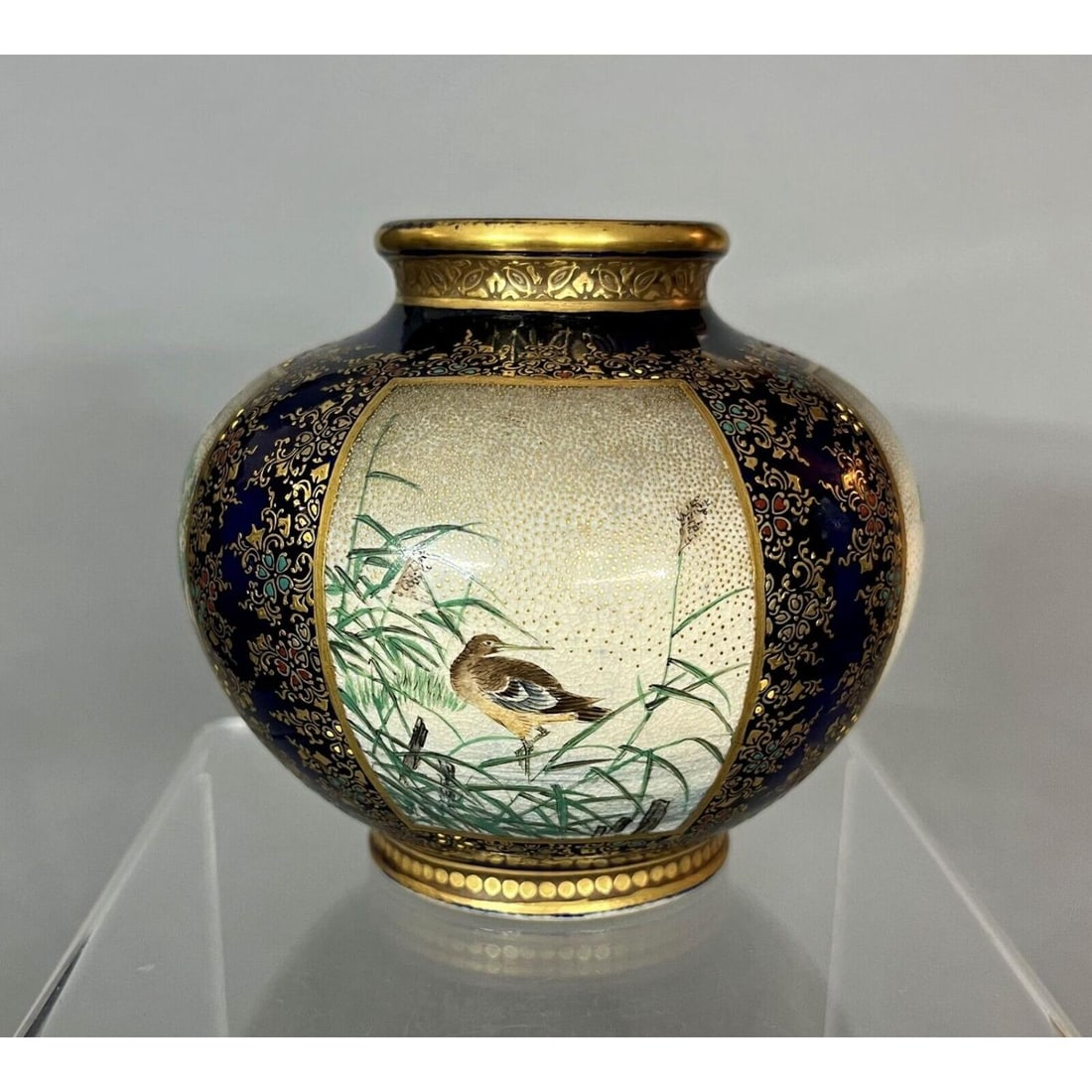 ANTIQUE SATSUMA VASE SIGNED KINKOZAN Japanese Meiji birds cockerel (1 of 7)