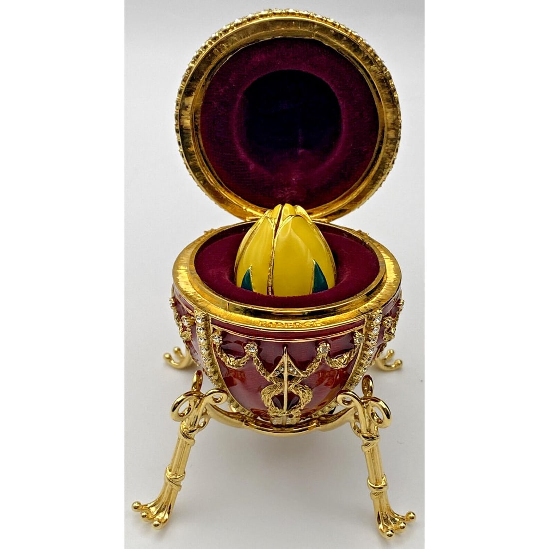 Mike Tyson Signed Everlast Glove Beckett COA: Mike Tyson Signed Everlast Glove Beckett COA