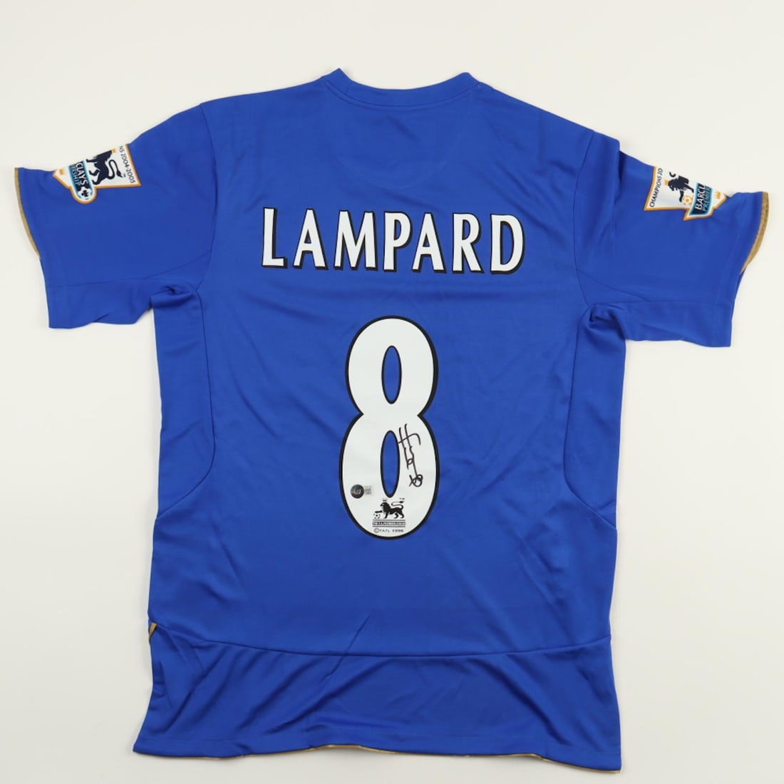 Frank Lampard Signed Jersey (Beckett): Frank Lampard Signed Jersey (Beckett)