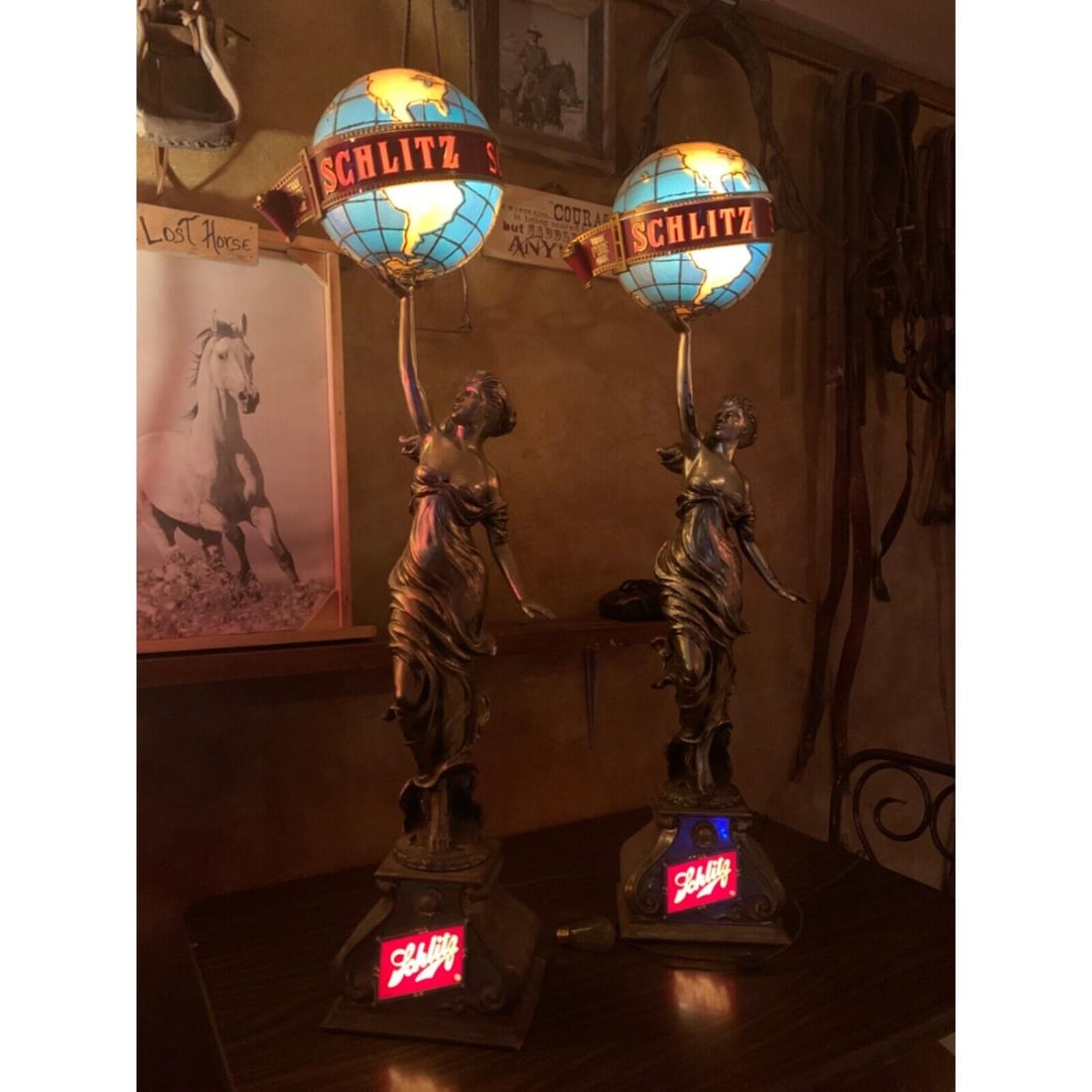 TWO, EXTREMELY RARE, ANTIQUE, VINTAGE 1976 SCHLITZ BEER GOLDEN LADY GLOBE LIGHTS (1 of 2)