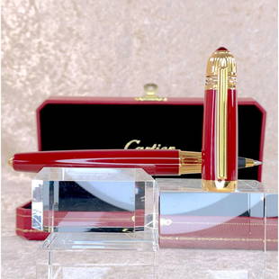 Vintage Cartier Ballpoint Pen Rare Pasha Red Lacquer & 18K Gold Finish: Vintage Cartier Ballpoint Pen Rare Pasha Red Lacquer & 18K Gold Finish