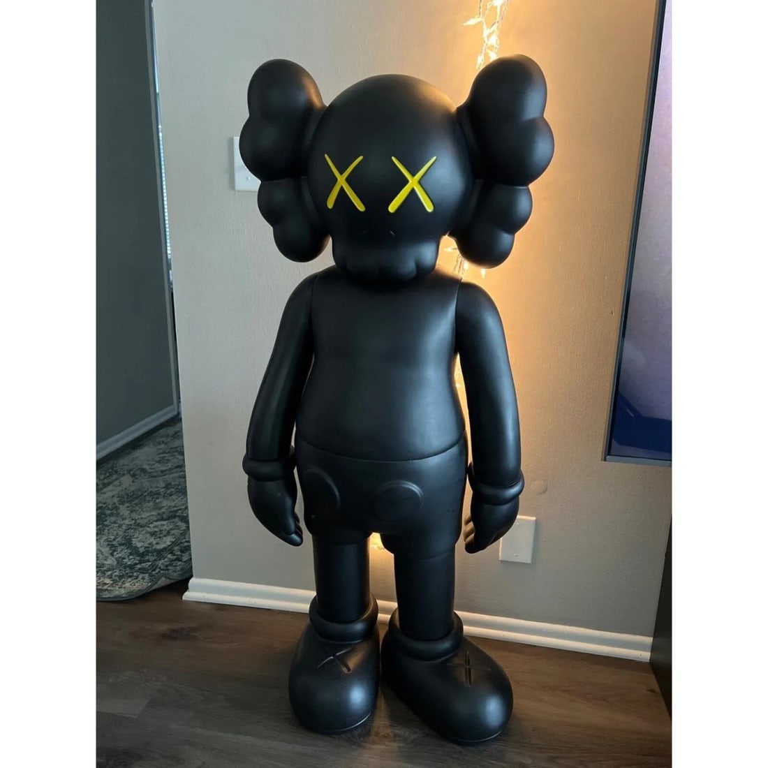 kaws figure 4 feet vinyl sculpture companion black color, (1 of 5)