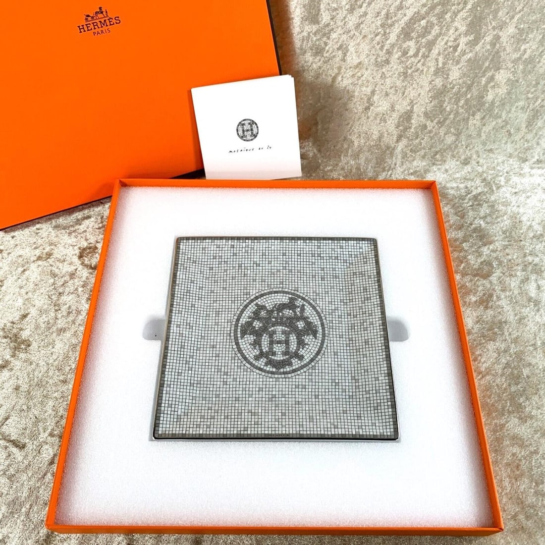 Authentic HERMES Mosaique au 24 Platinum Square Plate Tray 15 cm with Case (1 of 4)