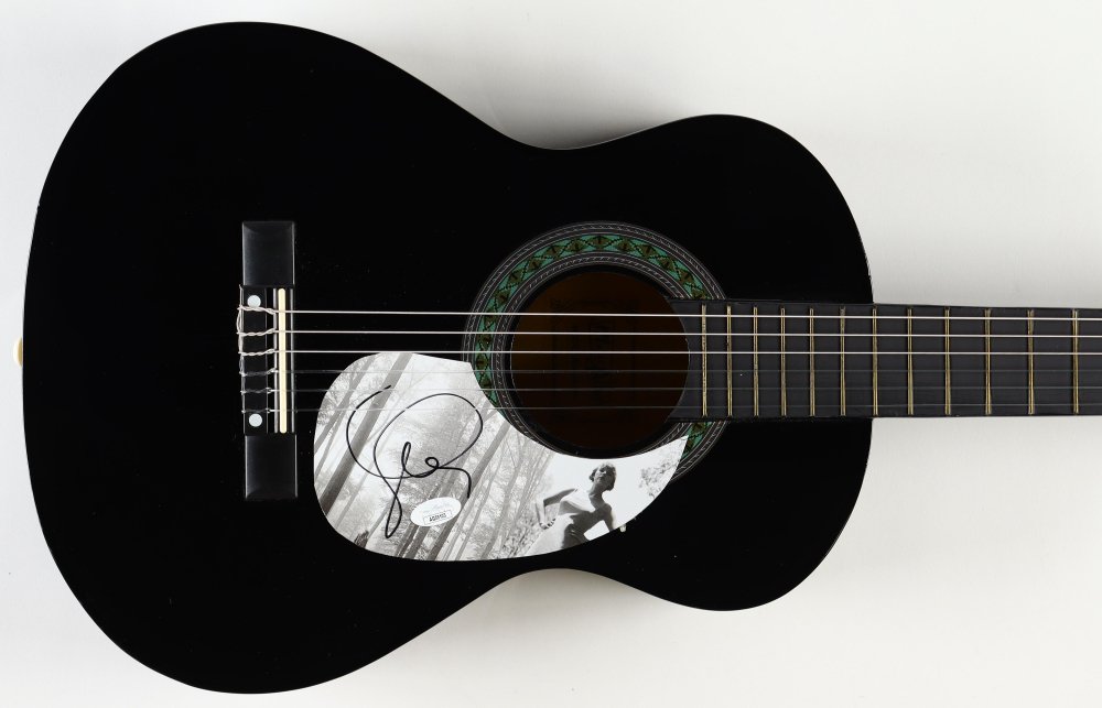 Taylor Swift Signed 38" Acoustic Guitar (JSA COA): Taylor Swift Signed 38" Acoustic Guitar (JSA COA)