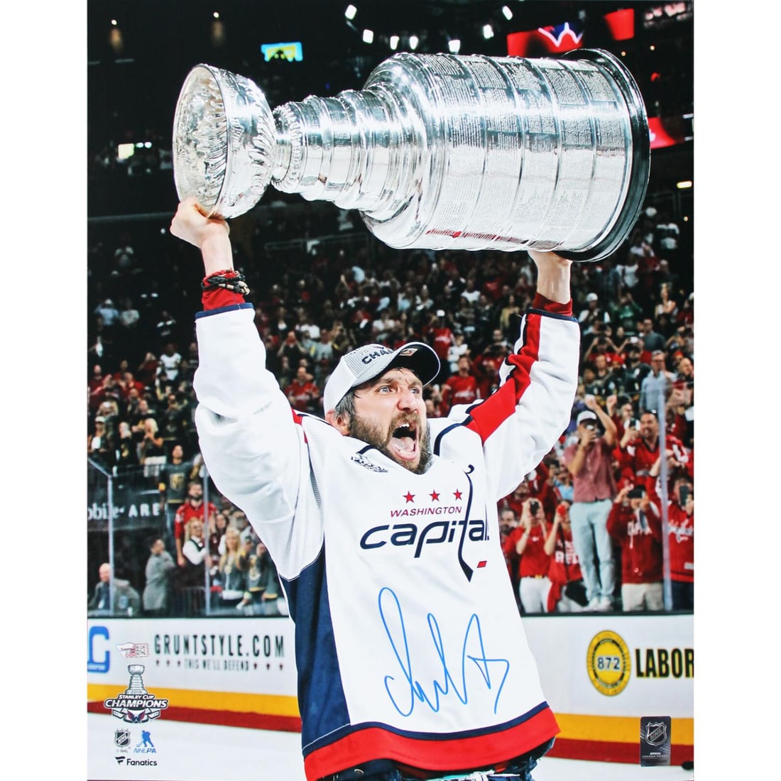 Alex Ovechkin Signed 16x20 Vertical Stanley Cup Photo (Fanatics): Alex Ovechkin Signed 16x20 Vertical Stanley Cup Photo (Fanatics)