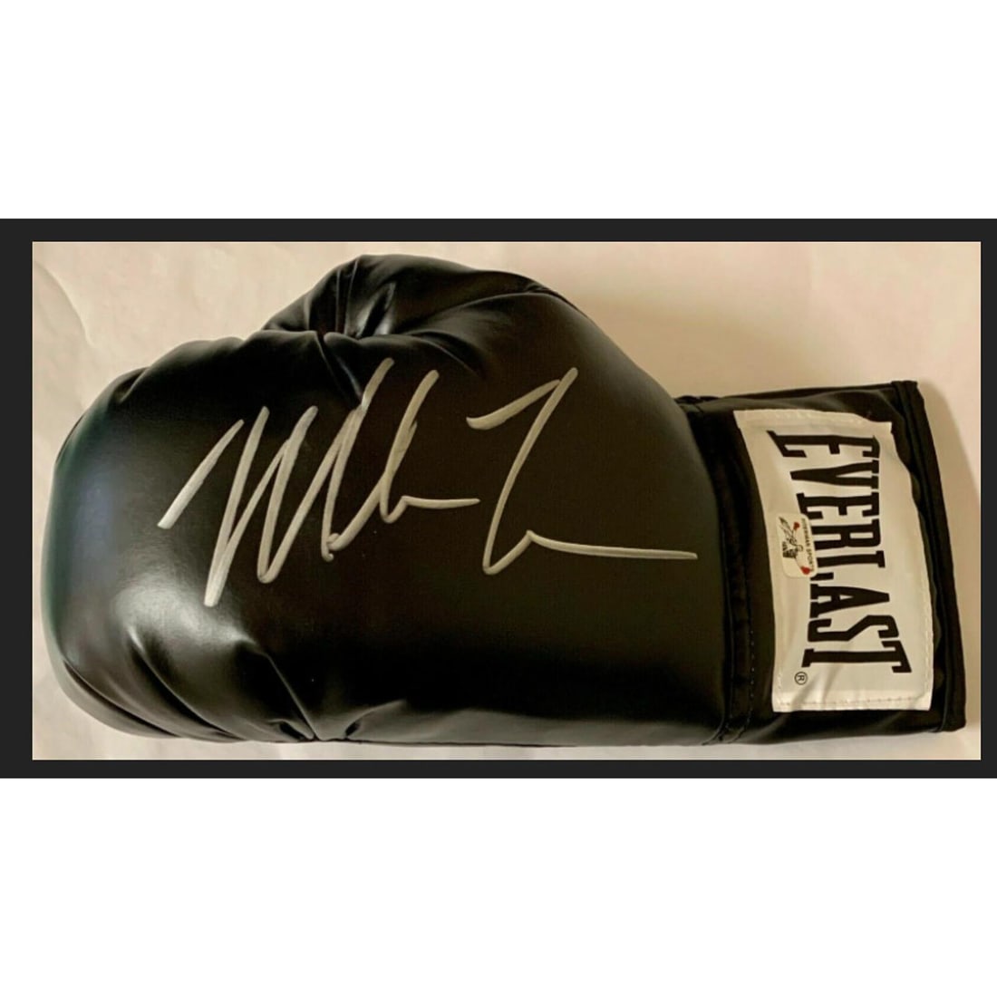 Mike Tyson Signed Everlast Gloves Black (BAS COA) (1 of 1)