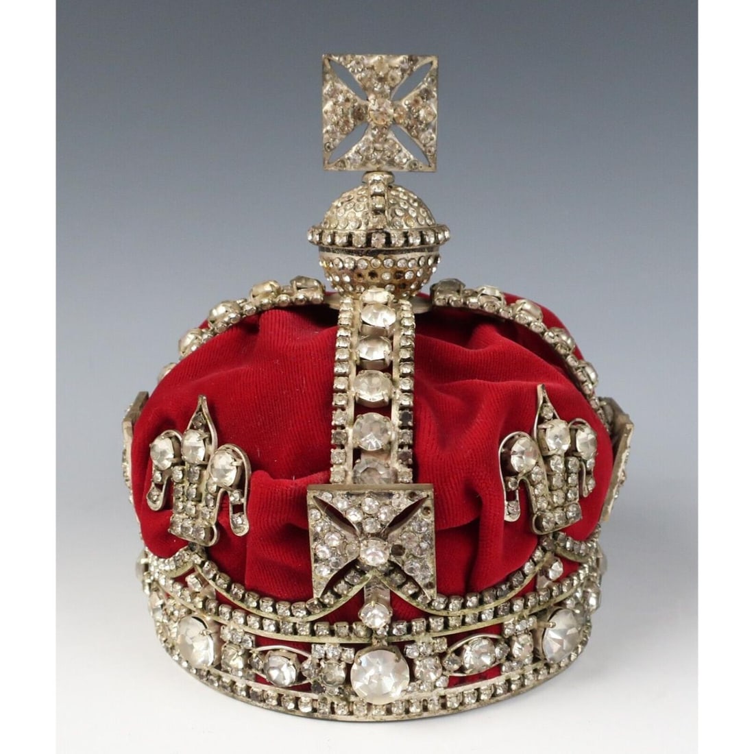 Antique Queen Victoria Small Diamond Crown Full Size Replica Jewels: Antique Queen Victoria Small Diamond Crown Full Size Replica Jewels. Measures Approximately 6 inches tall and approximately 5 inches diameter at the bottom