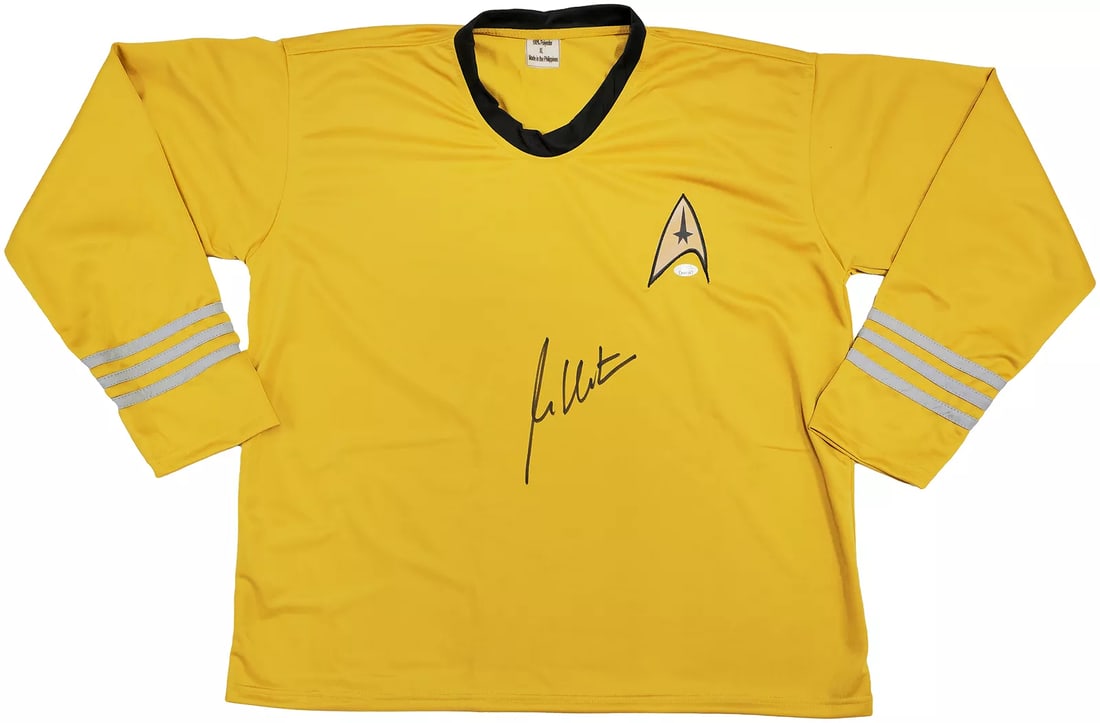 WILLIAM SHATNER AUTOGRAPHED GOLD STAR TREK UNIFORM CAPTAIN KIRK JSA 228113 (1 of 6)