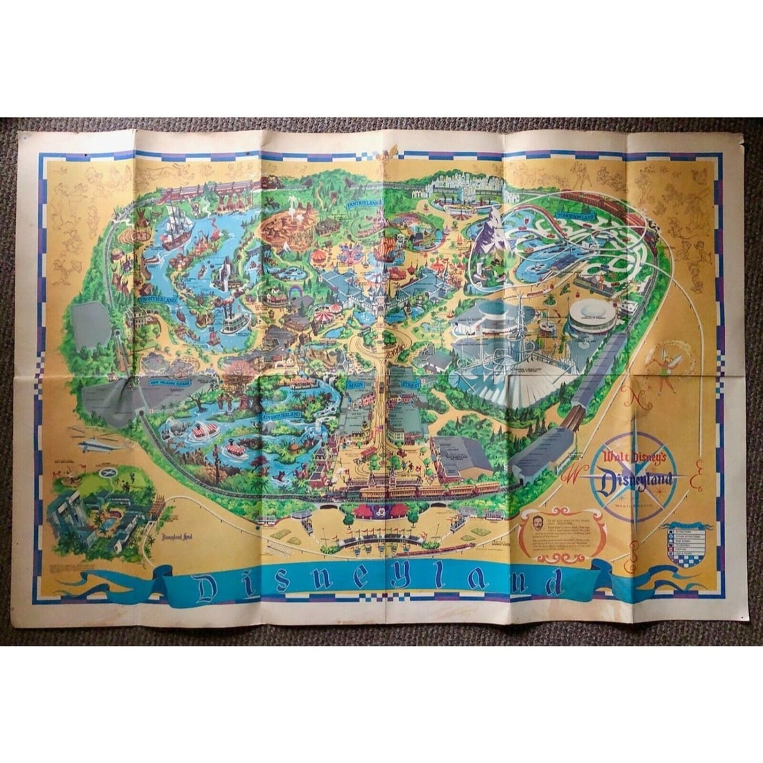 Vintage DISNEYLAND MAP Wall Poster 1968 30 x 44" DISNEY ORIGINAL SOUVENIR (1 of 1)