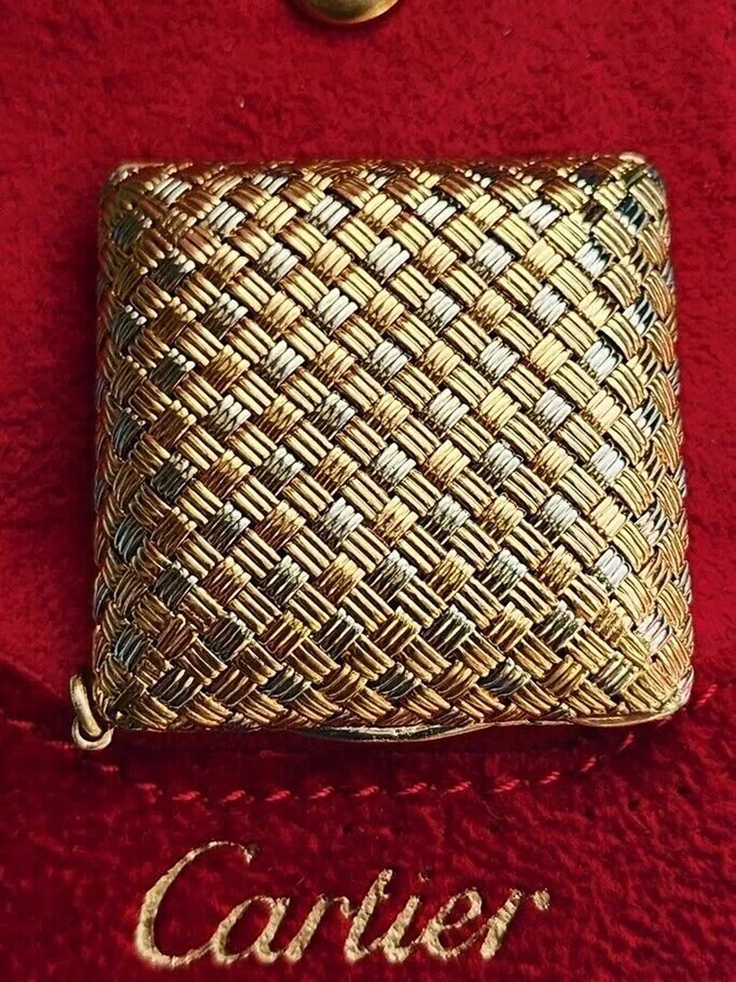 CARTIER PARIS 18k Two Tone Gold Pill Box Pendant w/Pouch 1950s Retro: Condition: Pre-owned: An item that has been used or worn previously. See the seller’s listing for full details and description of any imperfections. ,Brand: Cartier,Type: Pendant,Metal Purity: 18k,S