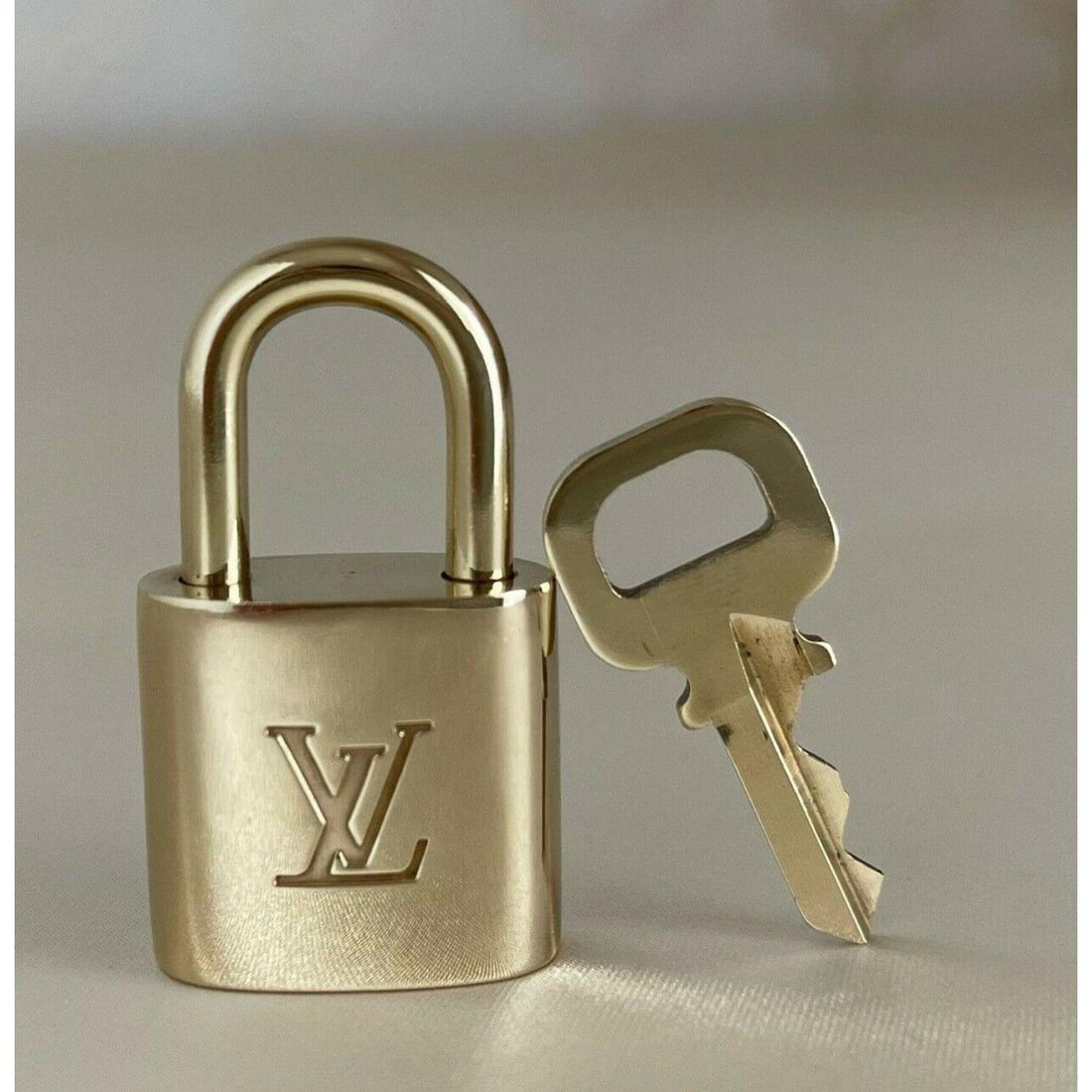 LOUIS VUITTON PadLock Lock & Key Brass Gold Authentic Number random Exp shipping (1 of 1)