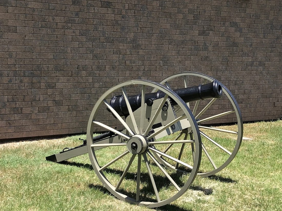 Civil war cannon replica ( Cast Aluminum Barrel) (1 of 16)