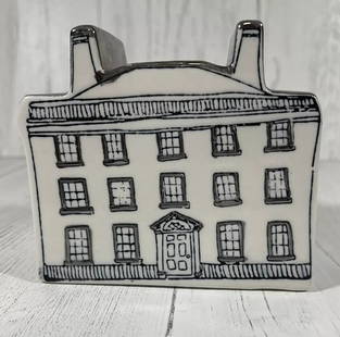 MOLLY HATCH Town Square House City Ceramic Sculpture *** RARE HTF ***: Condition: Used: An item that has been used previously. The item may have some signs of cosmetic wear, but is fully operational and functions as intended. This item may be a floor model or store retur