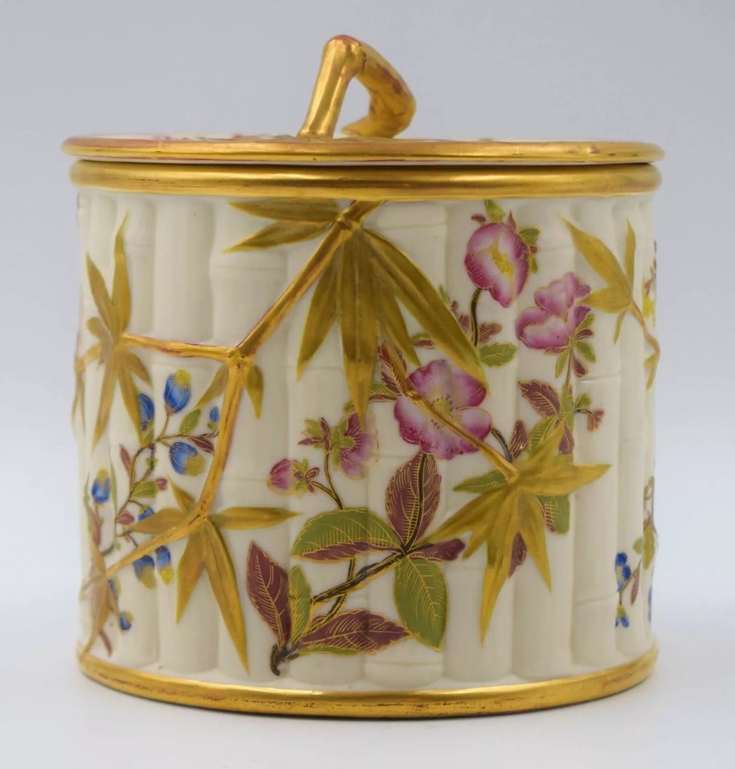 Royal Worcester Bisquit Barrel Blush Hand Painted with Gold Trim (1 of 8)