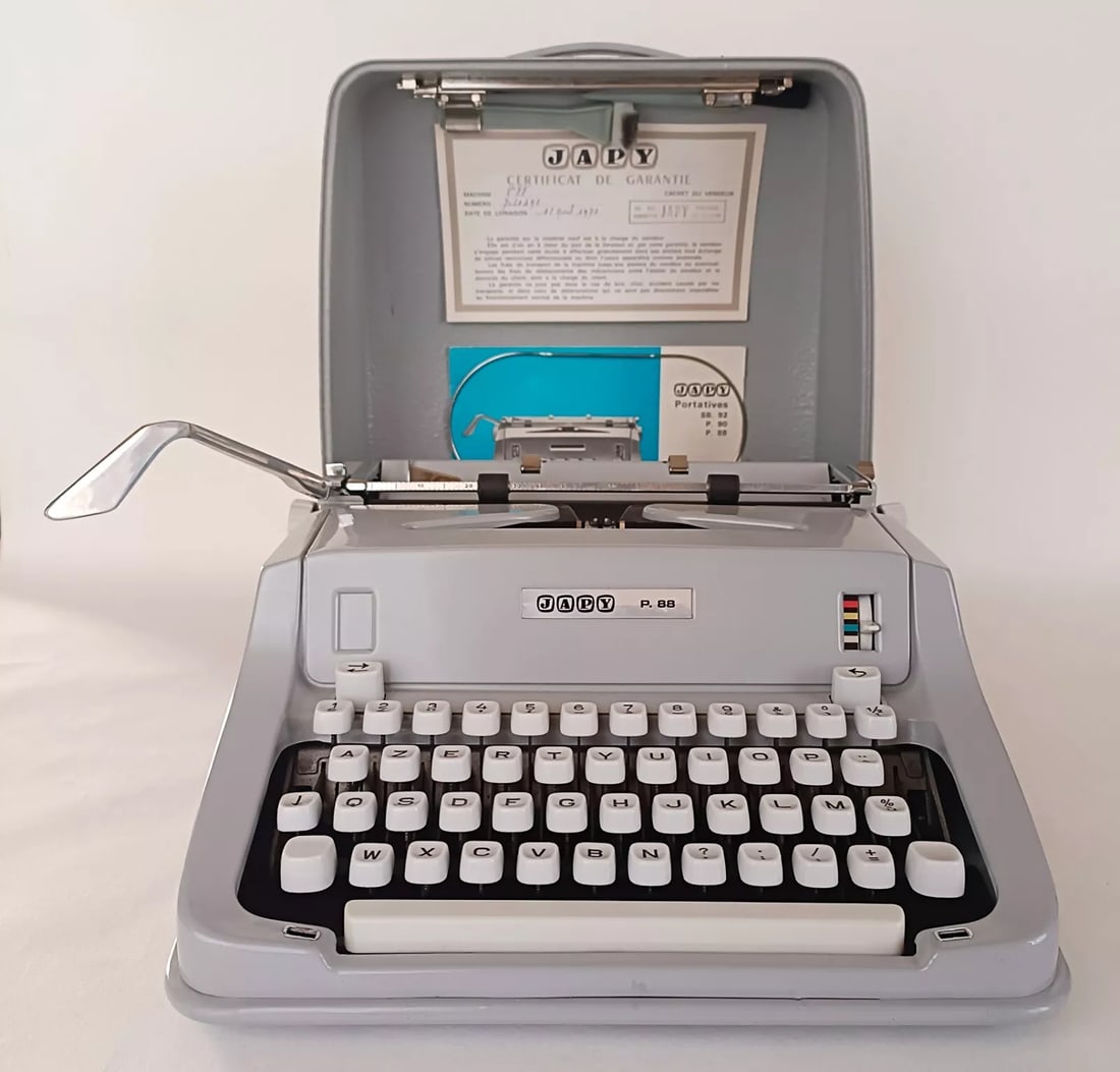 Hermes Japy P88 Typewriter: Condition: Used,Brand: HERMÃˆS,Type: Manual,Year: 1960's,Features: With Case,Country/Region of Manufacture: France,Vintage: Yes