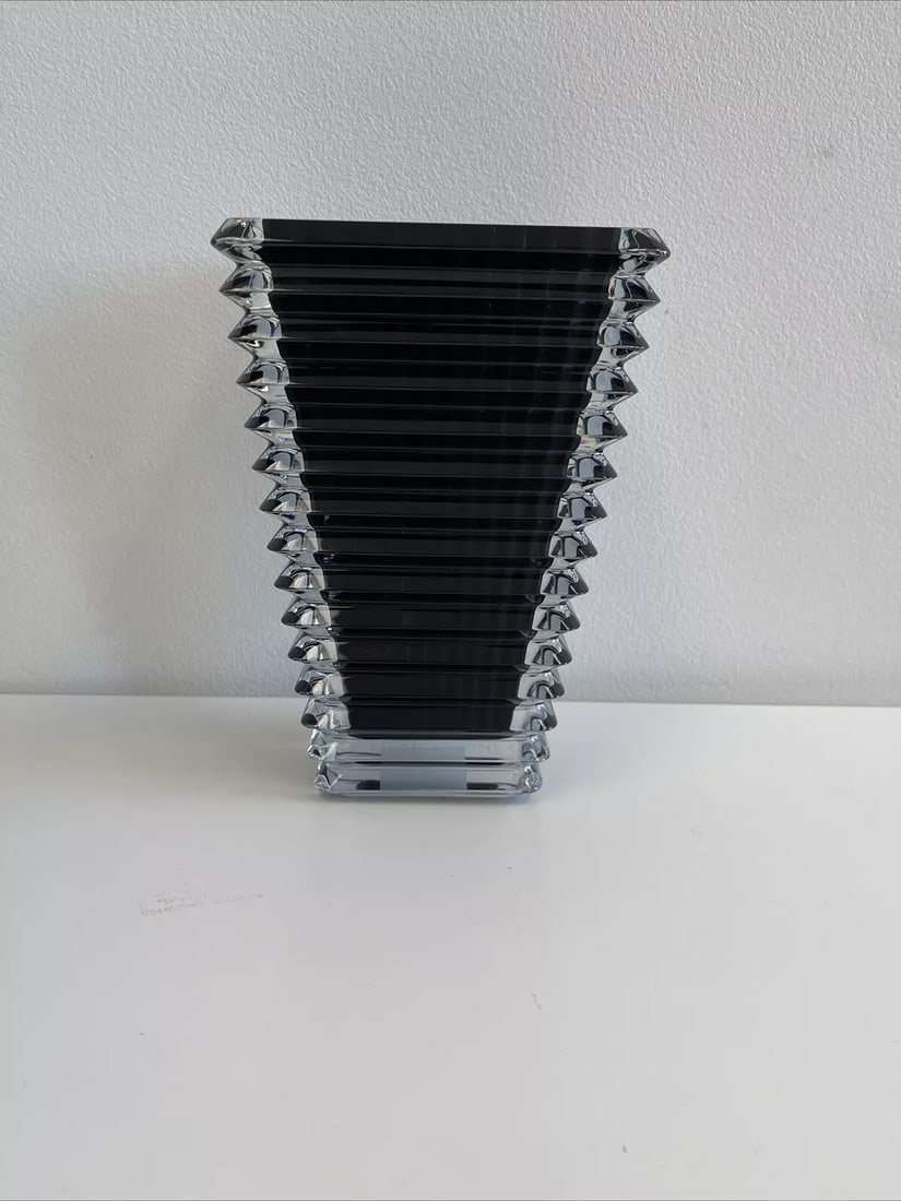 Baccarart Black Crystal Vase H: 7 7/8in (1 of 7)