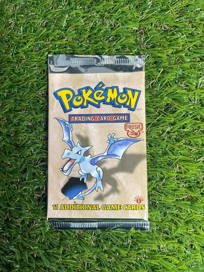 MINT BOX FRESH - Pokemon 1st Edition Fossil Booster Pack | FACTORY SEALED WOTC (1 of 1)