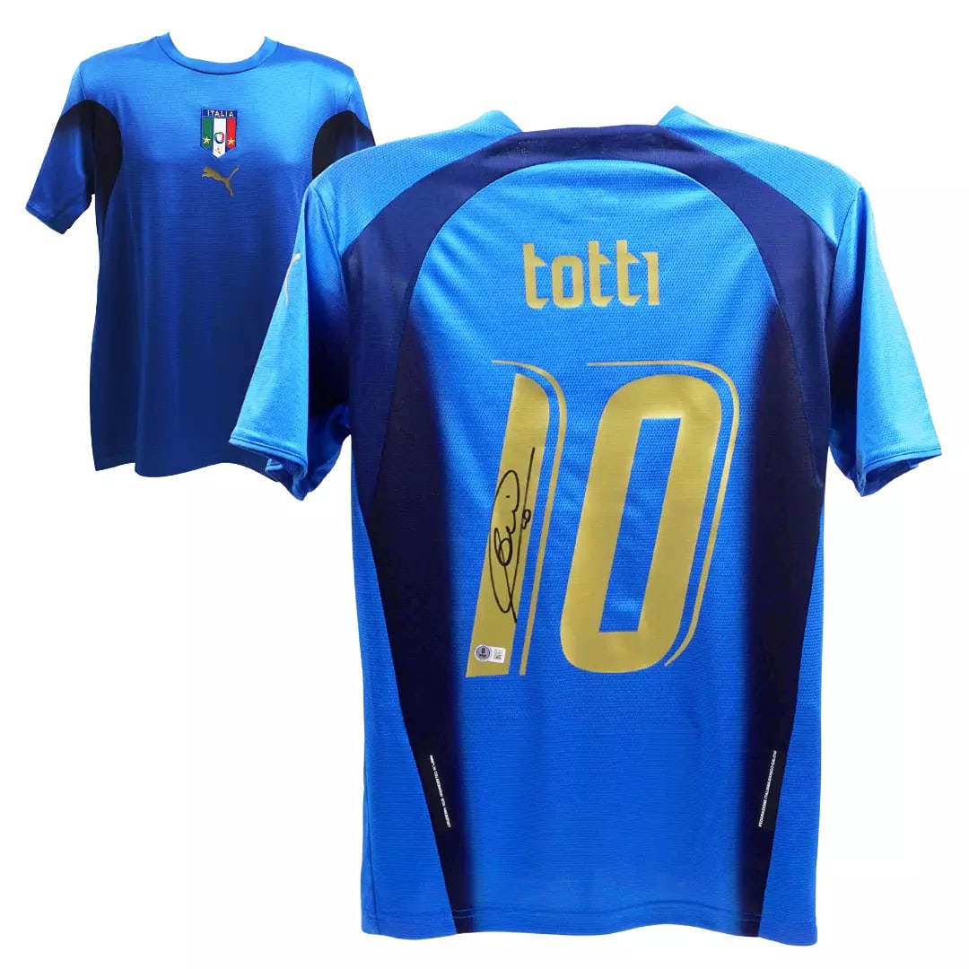 Francesco Totti Signed Italy National Home Soccer Jersey #10 - BECKETT WITNESS: Sport: Soccer,Player: Francesco Totti,Signed: Yes,Original/Reprint: Original,Autograph Authentication: Beckett Authentication Services (BAS),Product: Jersey,Team: Italy
