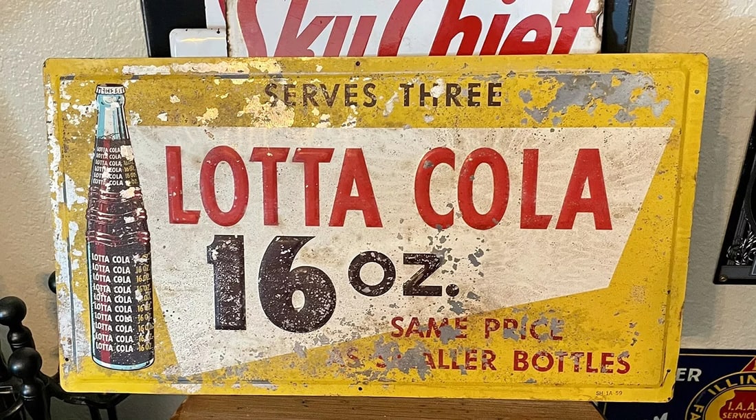 1940 Lotta Cola 16 Ounce Bottle sign Metal Great Patina: Condition: Used: An item that has been used previously.,Brand: Lotta Cola,Type of Advertising: Original Authentic soda sign,Color: Multi-color,Date of Creation: 1940,Original/Reproduction: Original,Ti