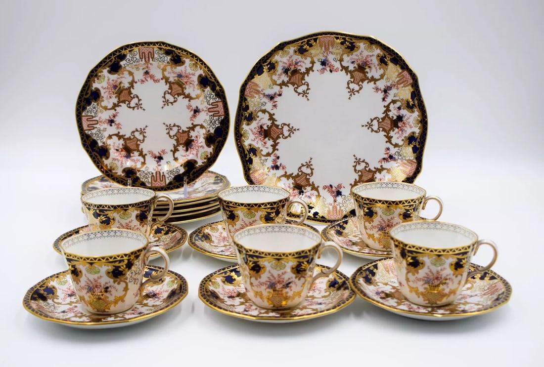 Royal Crown Derby Imari Dessert Set 6 Cups & Saucers, 6 Plates & 1 Dessert Plate (1 of 9)