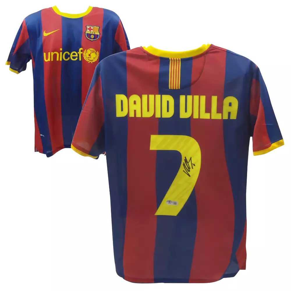 David Villa Signed FC Barcelona Home Soccer Jersey #7 with Beckett Witness (1 of 4)