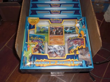 Pokemon Black & White Plasma Storm Boundaries Crossed BW Blister Pack Legend Box